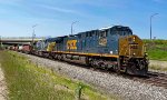 CSX 7563 leads I136.